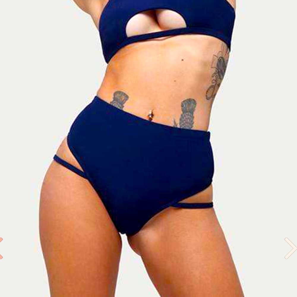 NWT Creatures of XIX Ribbed Navy LA Bottoms